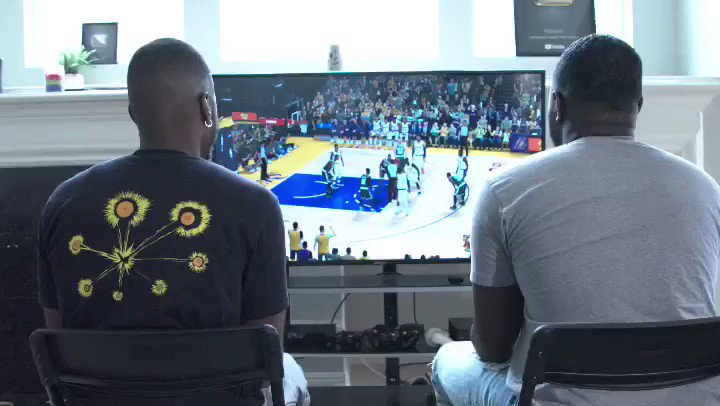 How niggas bring up your life when they lose at something 😭🤦🏾♂️😂