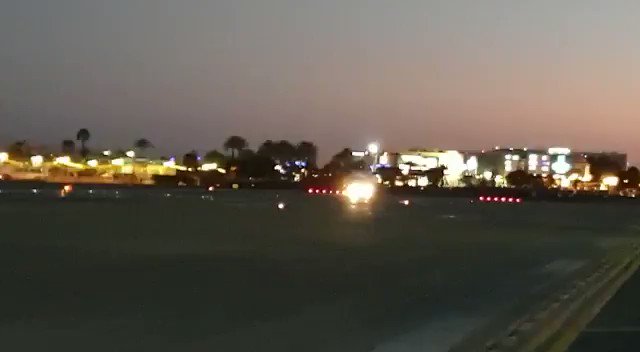 The last plane ever to take off from #Eilat airport, in the south of Israel, which has been shut down from this moment permanently. @ynetalerts @airlivenet #potn @dannysadeh1
Video: Idan Buchman