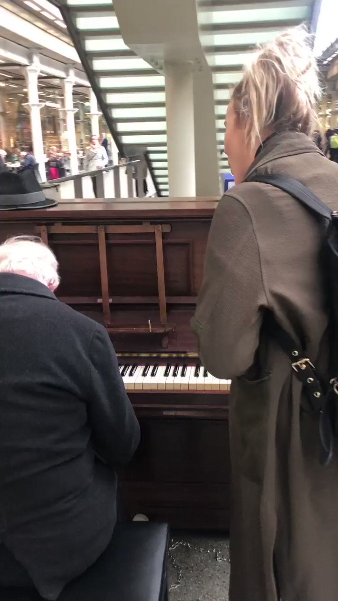 We’re on our way to Brussels for the next leg of @CatsMusical tour. I saw this guy playing and called @CeiliOConnor as I knew he needed a singing partner. Captured a bit of the magic here. He was so sweet, saying Ceili “made his day” and that she must be “in a show”. Precious x