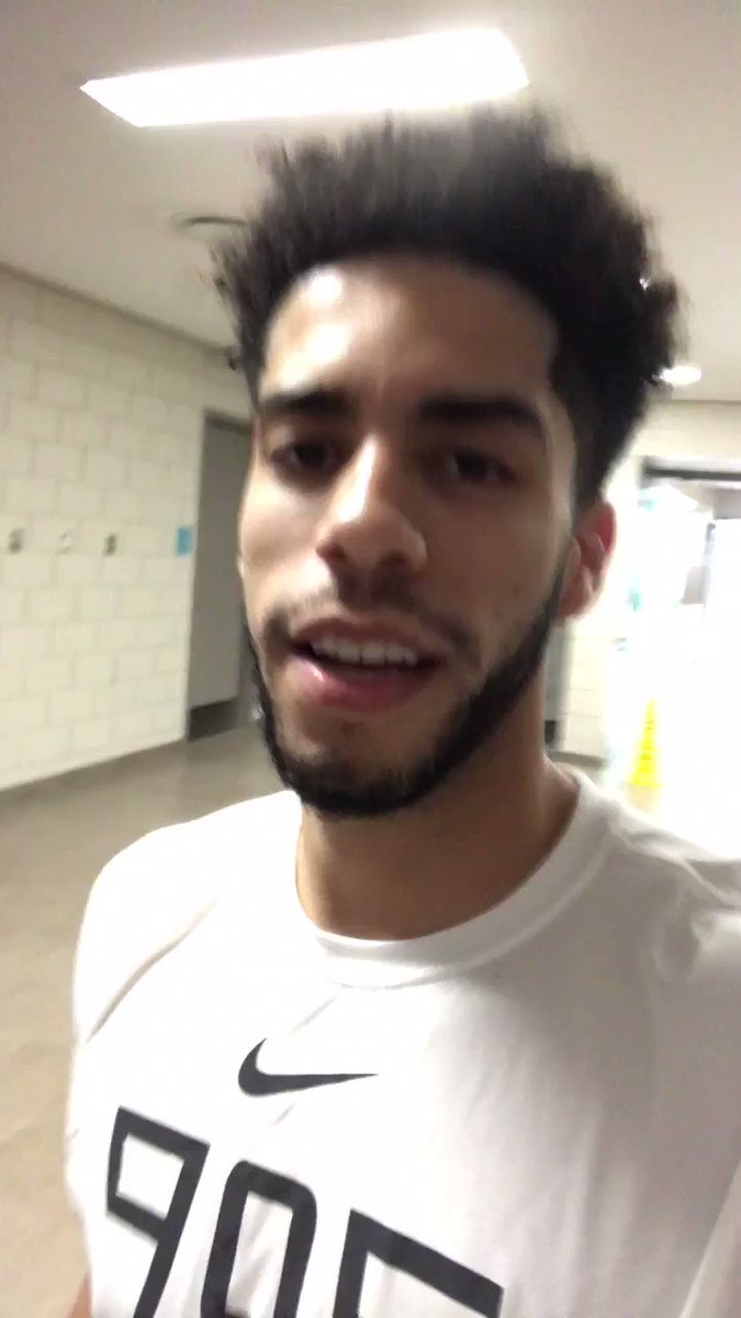 We’re out here in Vaughan for an @NBA Fit Week clinic.
🗣 @JordaniHoward
#RoadToTheSix