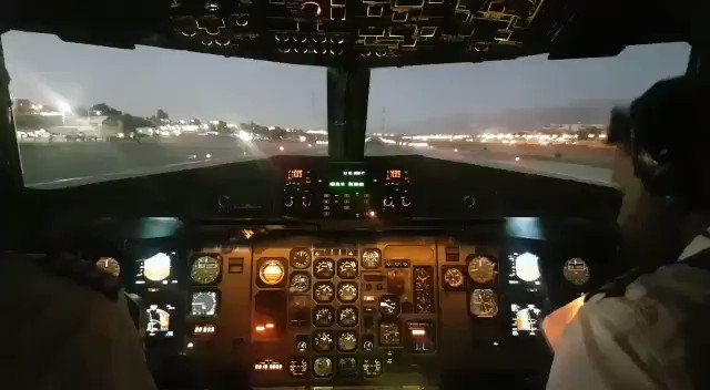 From the cockpit: Israir's ATR72 (4X-ATJ) takes off for the last time from the #Eilat airport.
Video: Oshrat Morad
@ynetalerts @airlivenet @CivMilAir #potn