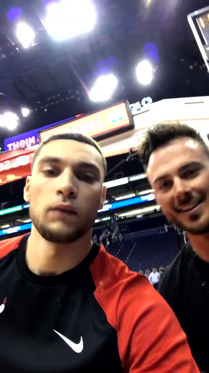 Chicago is representing in Phoenix right now with @ZachLaVine and @KrisBryant_23 🔥
CC: @Cubs