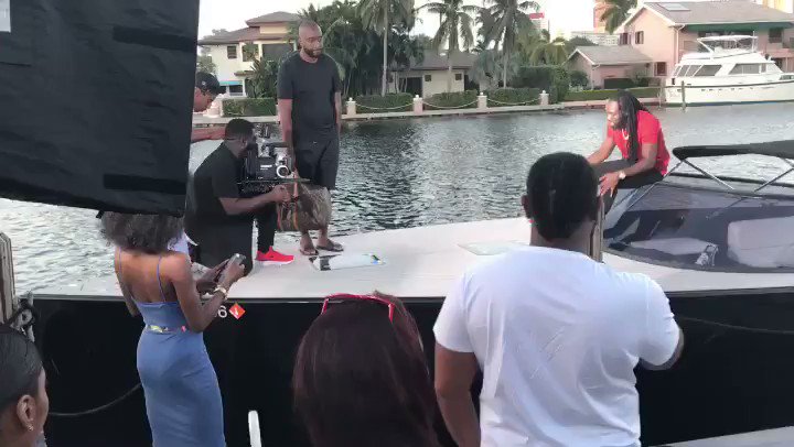 Here’s a glimpse from @Mavado_Gully + @stefflondon’s music video feat. #MYC 40’ Van Dutch.
If you’re looking to shoot an exclusive video aboard a luxury yacht contact us today. ⚡️
Packages available including high quality videography captured by @LRIMAGES_ w/ a yacht