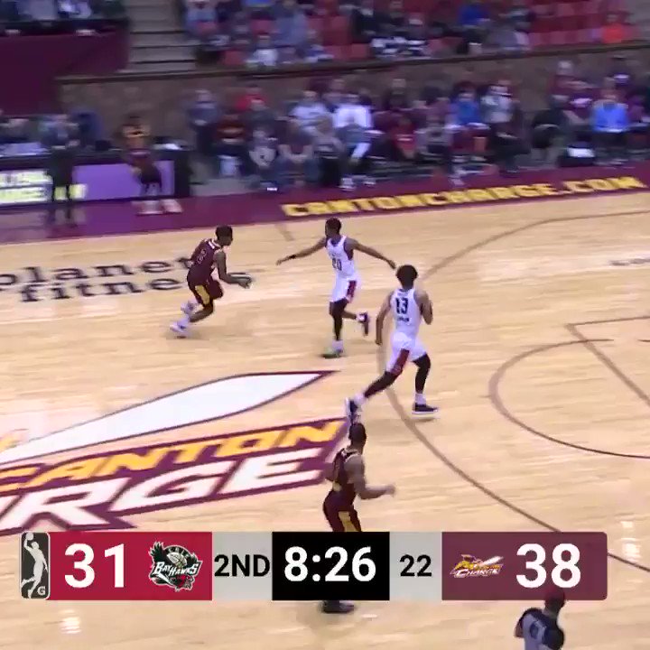#2WayPlayer @JaronBgame took the elevator to the TOP FLOOR! #GLeagueTopPlay
@ClemsonMBB ↗️ @Cavs ↔️ @CantonCharge