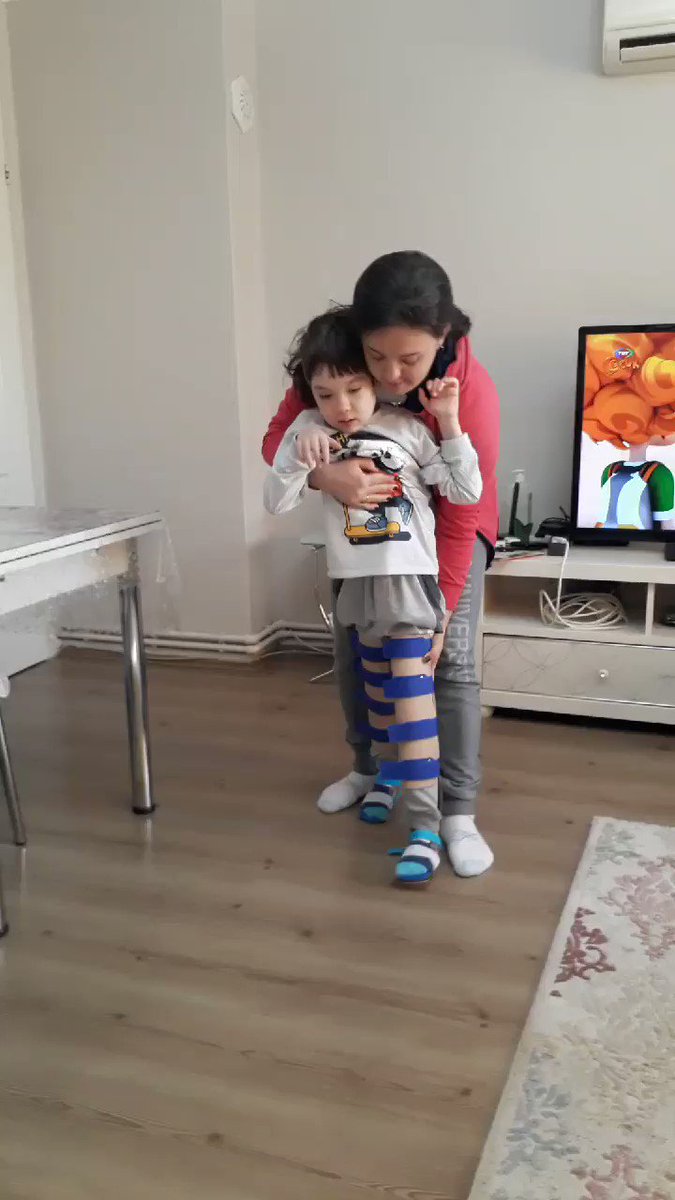 Ayberk ile çok güzel aşamalardan geçtik sizinleBu yola çıktığımızda bizi hiç yanlız bırakmadınız şimdi ise size her zamankinden daha fazla ihtiyacımız varAyberkin adımlarına birlikte şahit olmak isterseniz yürüteçimiz için sarma ayvareçeli erişte sipariş desteklerinizi bekliyoruz