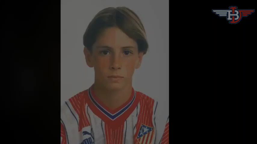 Hoy cumple 35 años Fernando @Torres, el que será por siempre nuestro "niño". Canterano, estrella del @Atleti y la @SeFutbol y sobre todo rojiblanco de corazón, estamos seguros que el futuro le deparará un importante papel en nuestro #Atleti. ¡Muchas felicidades!