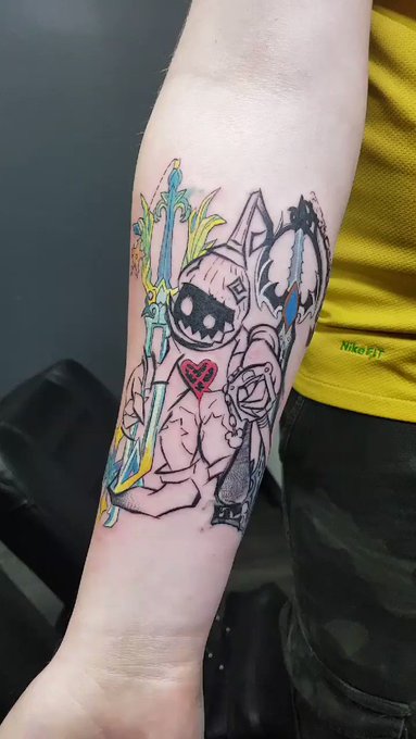 Tattooed on yesterday's client...do you know the game?? (No peeking at the hashtags ?)

#tattoo #tattooartist