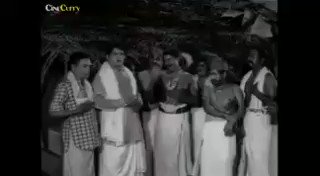 This is an amazing clip I saw. First time I watching this, pavigala B&W irudhey va. 😔