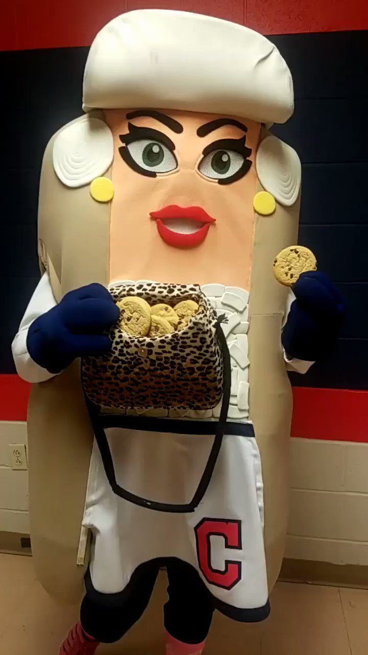 You\re one smart cookie if you this message wishing Carlos Carrasco a very happy birthday!  
