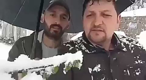 Yanmasın diye fındığa dil döken abiler.. :)