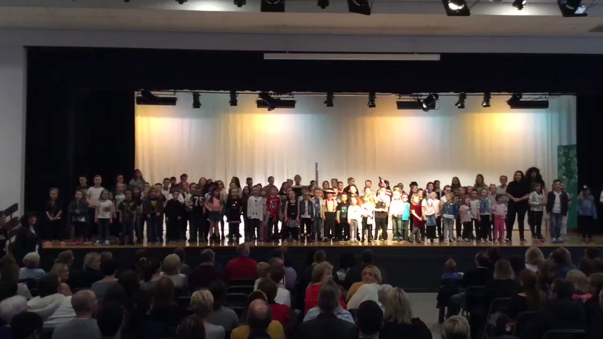 A little snippet of our specially written 25th Anniversary song. Thank you @MissSusanneBell for all your support,help and encouragement with P7. π