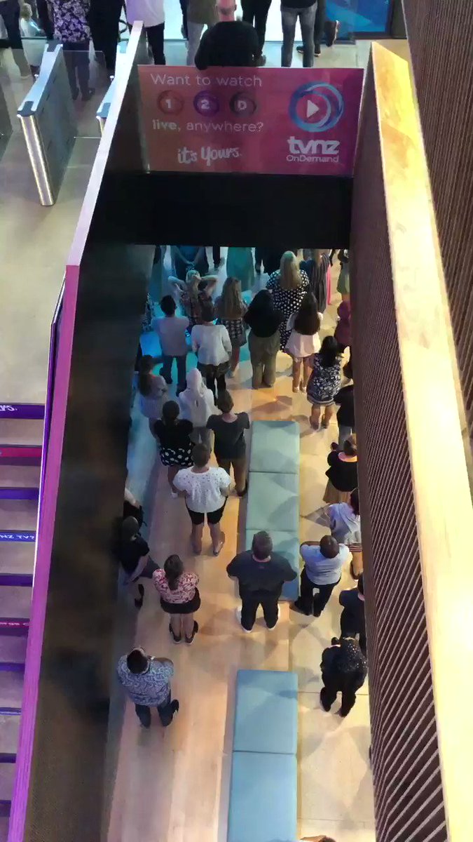 NZ paused today at 1.30 pm with a call to prayer and two minutes’ silence to remember those who killed and injured in last Friday’s attack in Christchurch. https://t.co/ev1wEXMYku