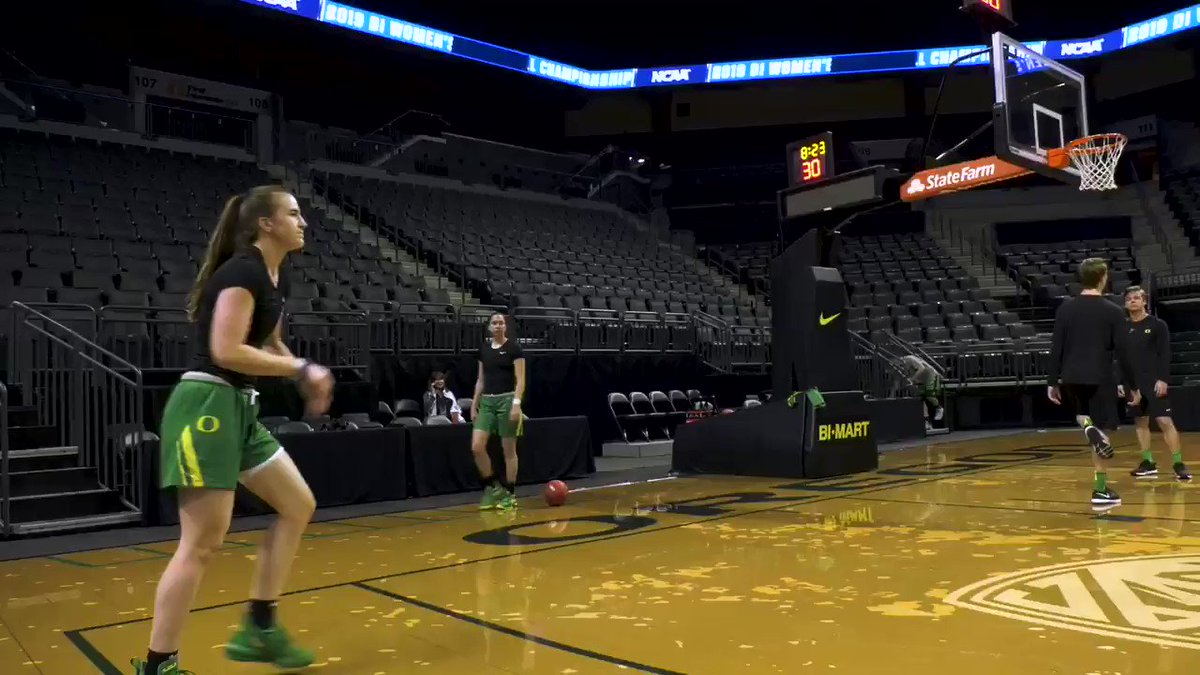 Yeah, @sabrina_i20 seems ready for #marchmadness. #GoDucks