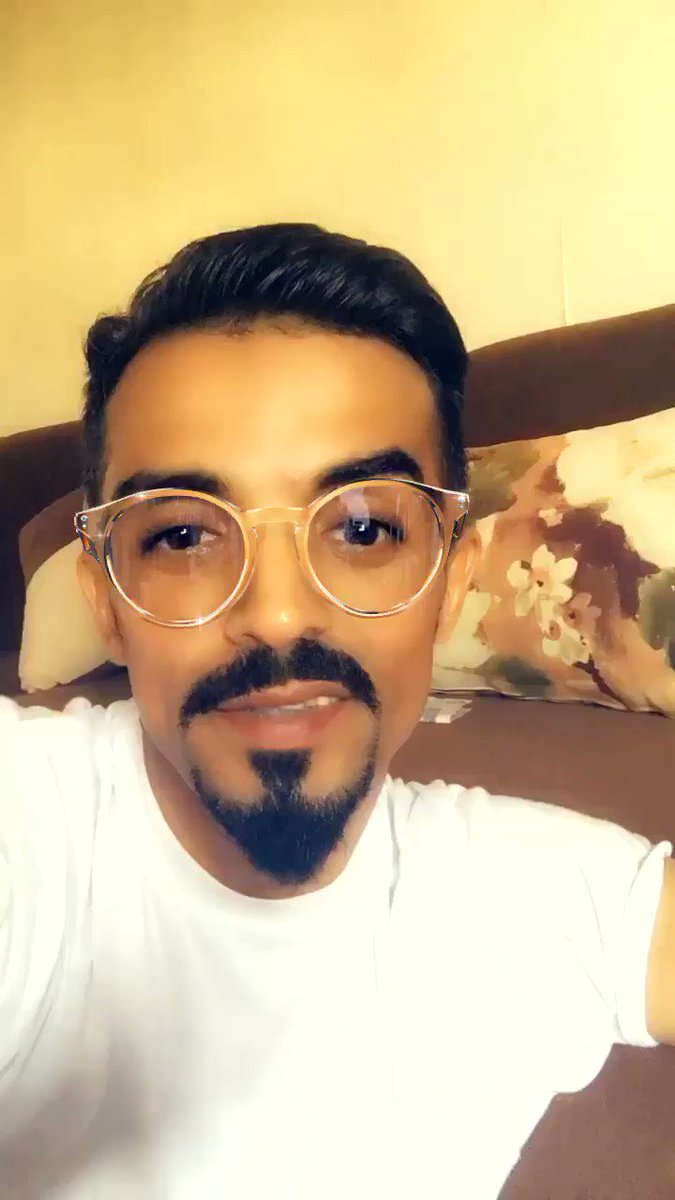 #الشباب
تصريحات_البلطان
بطولاته الخارجيه ماتتعدى أصابع اليد اربعه فقط اثنين دوري من مكتبة جرير
جمهور لايحترم على قولتهم الكيان ولا الرئيس