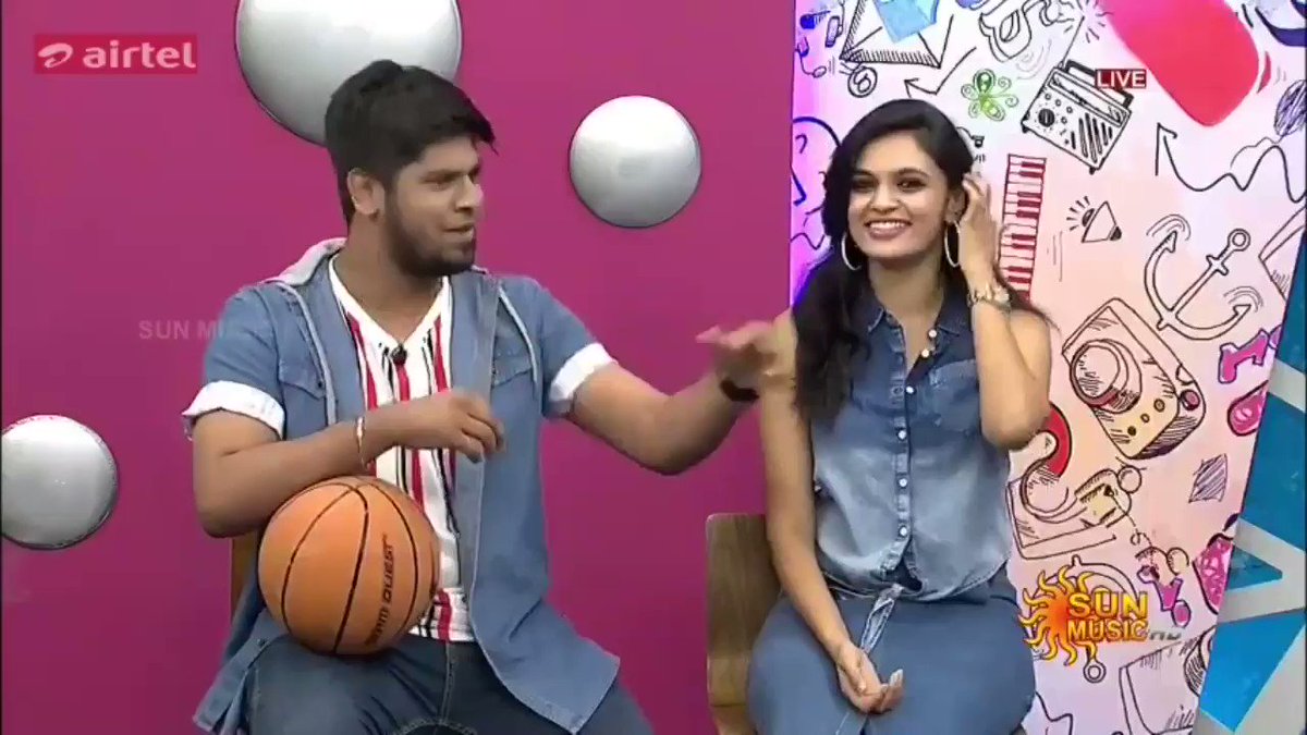 #KollyWoodCentral @AkshayaaVJ #VJAkshayaa #AkshayaaArmy #TrendingVJ #AkshayaaVJ
#CaptainMarvel #Nayanthara #LadySuperstar #Airaa🦋 #AiraaTrailer #AiraaFromMar28