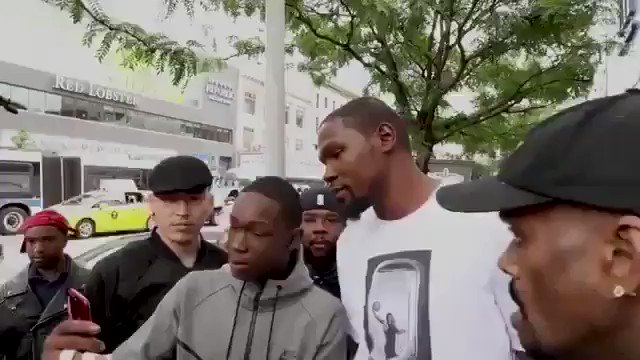 KEVIN DURANT SOBRE IRSE A LOS KNICKS
"NUNCAAAAAAAA"
BOOM 🔥🔥🔥🔥🔥