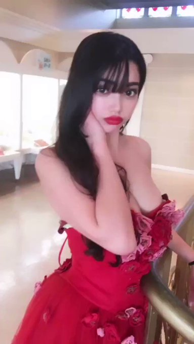 グラビアアイドルMayuriのTwitterエロ動画2