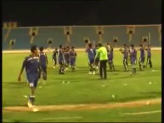 العويشير : من كنت بالفئات السنية اسوي هالحركة .. وهذا مقطع يثبت ذلك .. ظلموك يا فتى الاحساء 💔
#الهلال_احد