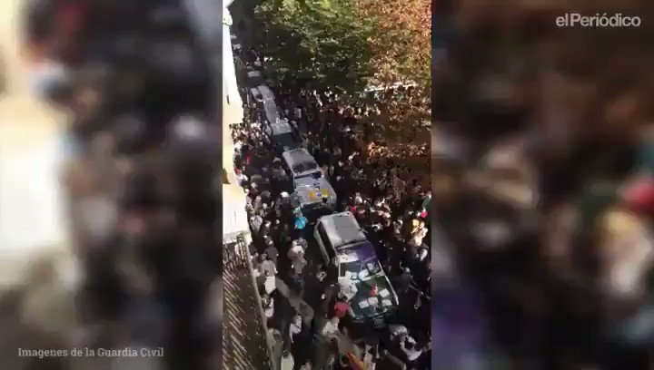 ¿Cómo se atreve Baena a hablar de "clima insurreccional", se burlan los separatas?
Total, porque el 20-S intentaron linchar a los CNP en el intento de registro de la sede de la CUP. O porque sitiaron y amenazaron a la comitiva judicial en la sede de Economía.
¿No hubo violencia?