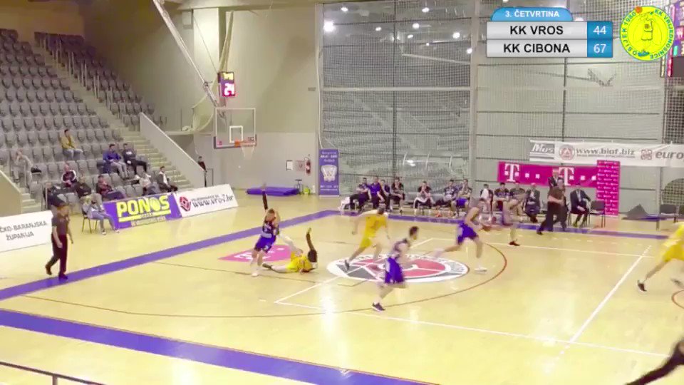 Career-high 23 PTS in 27 MIN for 16-year-old 6'8 forward Roko Prkacin with Cibona in the Croatian League yesterday. Versatile forward with a strong feel for the game. Really shined for Croatia at the U16 Euros in Novi Sad last summer: http://www.espn.com/nba/insider/story/_/id/24438012/nba-draft-stock-watch-roko-prkacin-rising-u16-prospects …