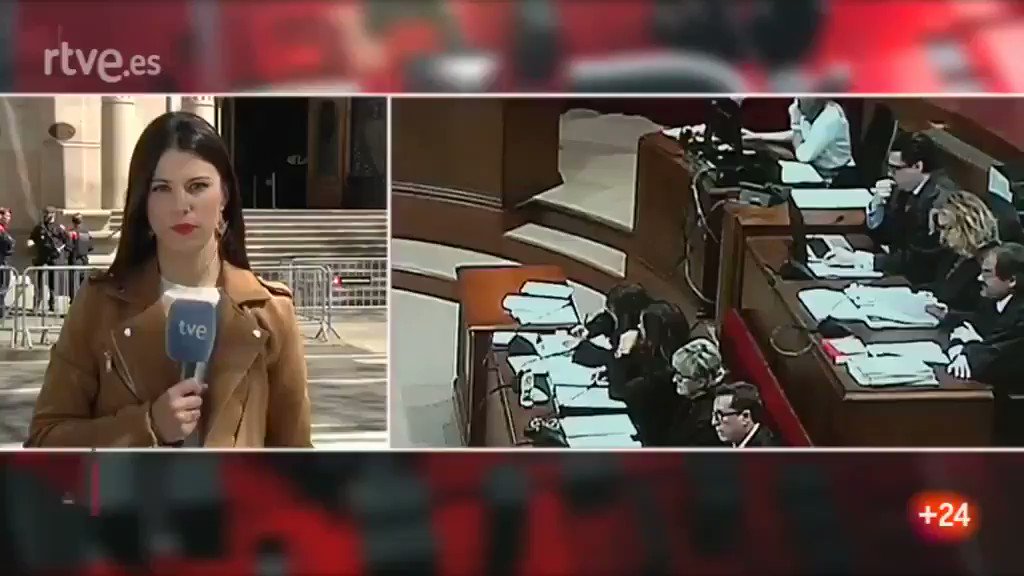 Nos enteramos de que una nueva Manada violó a una niña de 15 años.
Y, nuevamente, se silencia la nacionalidad de esos cuatro animales, cuando ha sido publicada en algún medio.
¿No tiene interés informativo o nos toman por tontos?