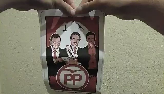 La chusma de Arran ataca la sede del PP. Como antes lo hicieron con comisarías del CNP, juzgados, sedes de partidos, la casa de Llarena, actos constitucionalistas, intereses turísticos...
Pero el problema lo somos quienes queremos ilegalizar a esos violentos y totalitarios.
Asco.