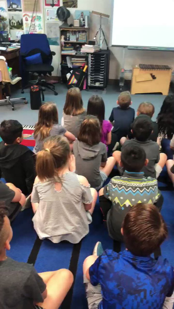 Listen to these amazing singers! Can you believe they are only second graders?! So proud of my students! #Robinsonisd #risdres #gottamakeourownteam #mediamafia @ElemRob