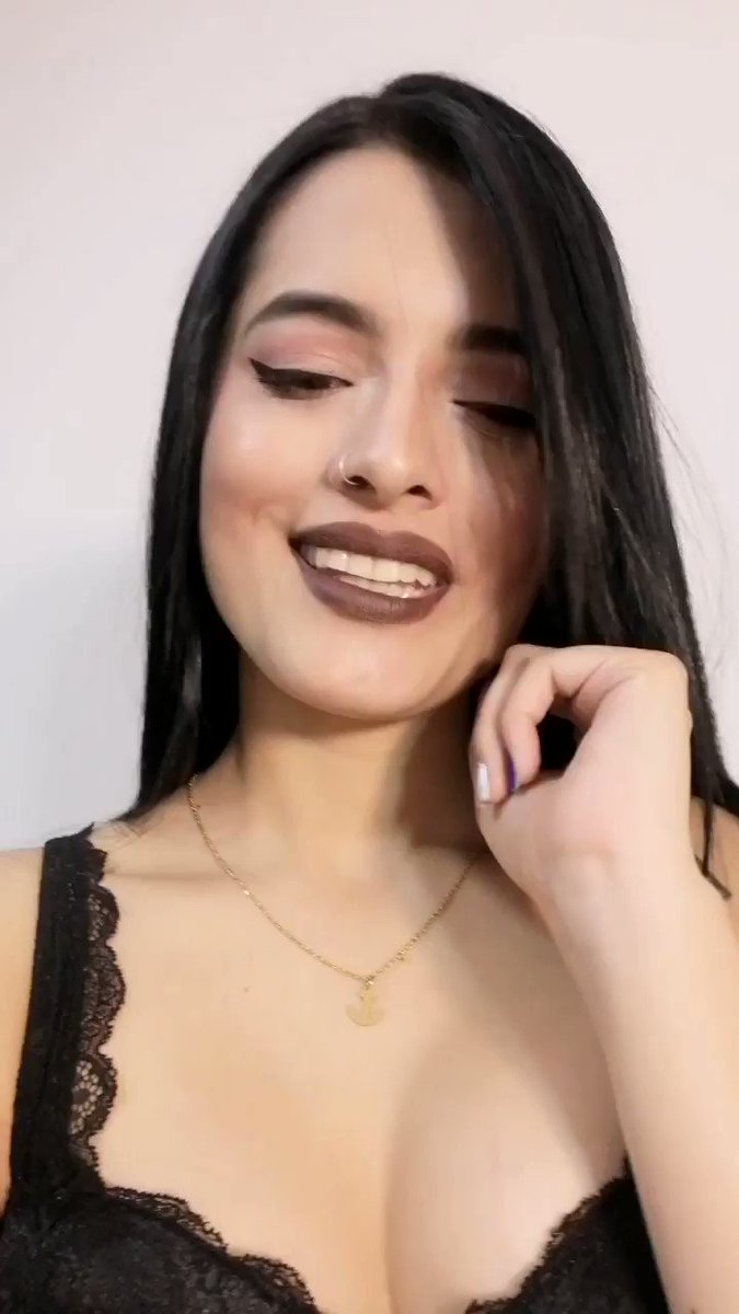 Model - Antonela  bigass