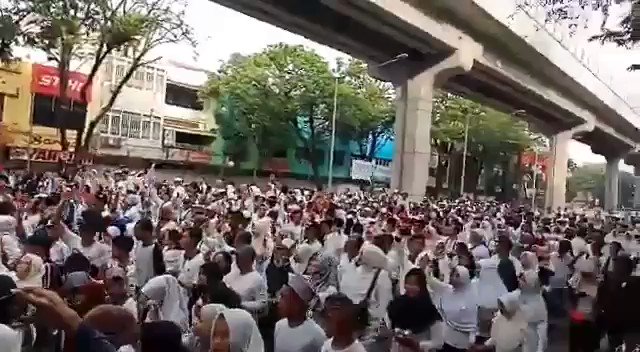 Video terlekat