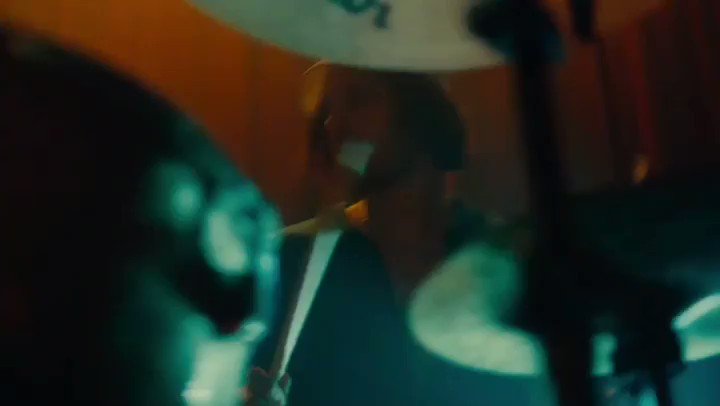 New clip up on the tube for sunsick moon, have a look! Directed by Tim Nathan, produced by poppy Jones and shot by Campbell Brown. X https://t.co/E5U6331fwE