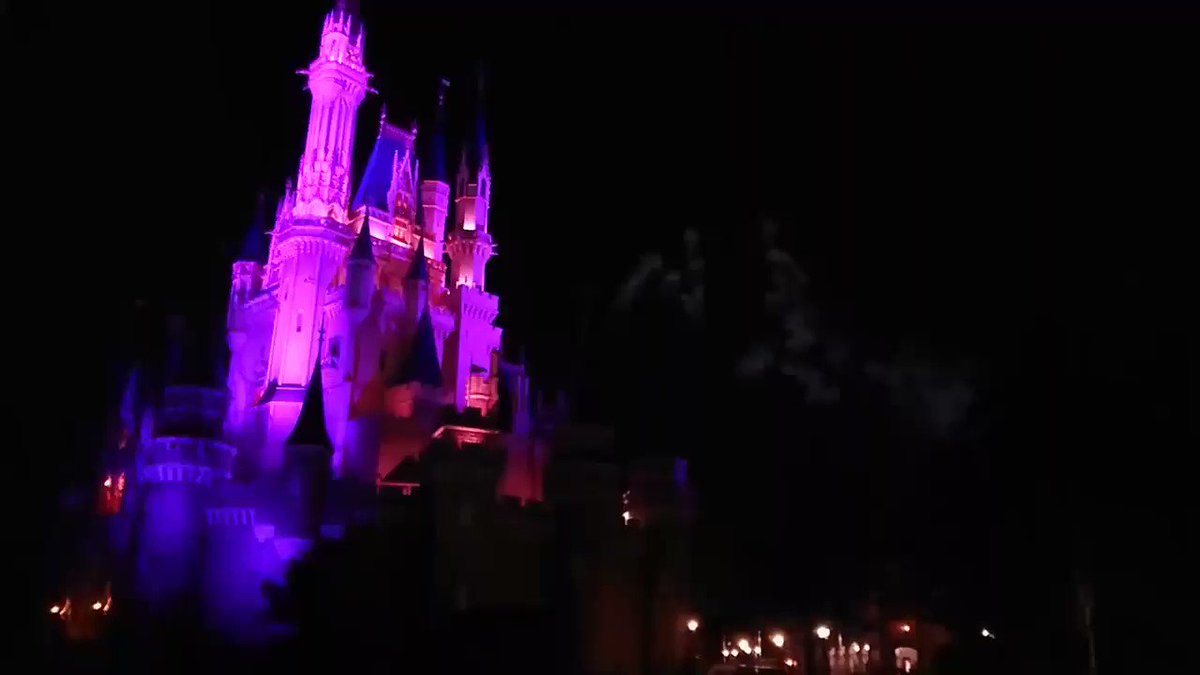 ディズニーランド花火21いつから 見える場所と穴場は 打ち上げ時間と音楽も調査 ライフスタイルメディア ゆるめる