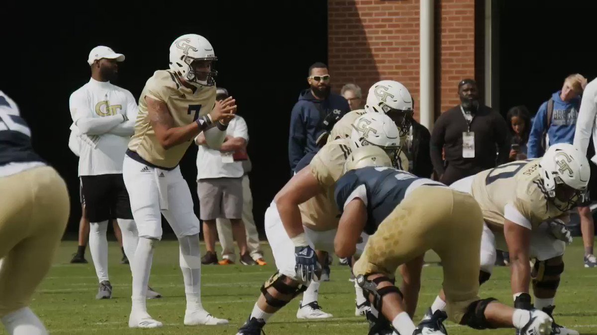 Barstool Georgia Tech On Twitter Yes This Is A Completed Pass Out Of barstool-georgia-tech-on-twitter-yes-this-is-a-completed-pass-out-of