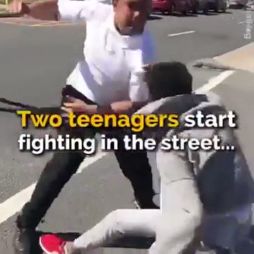 Watch this man brilliantly break up a street fight between two teenage boys.His name is Ibn Ali Miller. A 26-year-old Muslim man from Atlantic City.HERORetweet