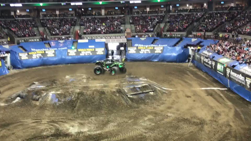 FUCK YEA - https://t.co/Qtp3PuUDXE ADMIN MONTER TRUCK'S -ADMIN