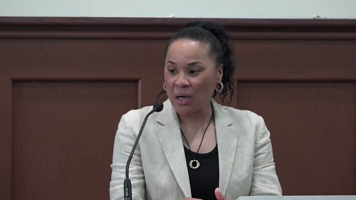 WATCH: Emotional moment for former Temple women's basketball coach Dawn Staley as she talks about the impact that her late mother had on her life and career. Staley received the Love for the City Award from the Temple Beasley School of Law. More on the event on @TempleUpdate.