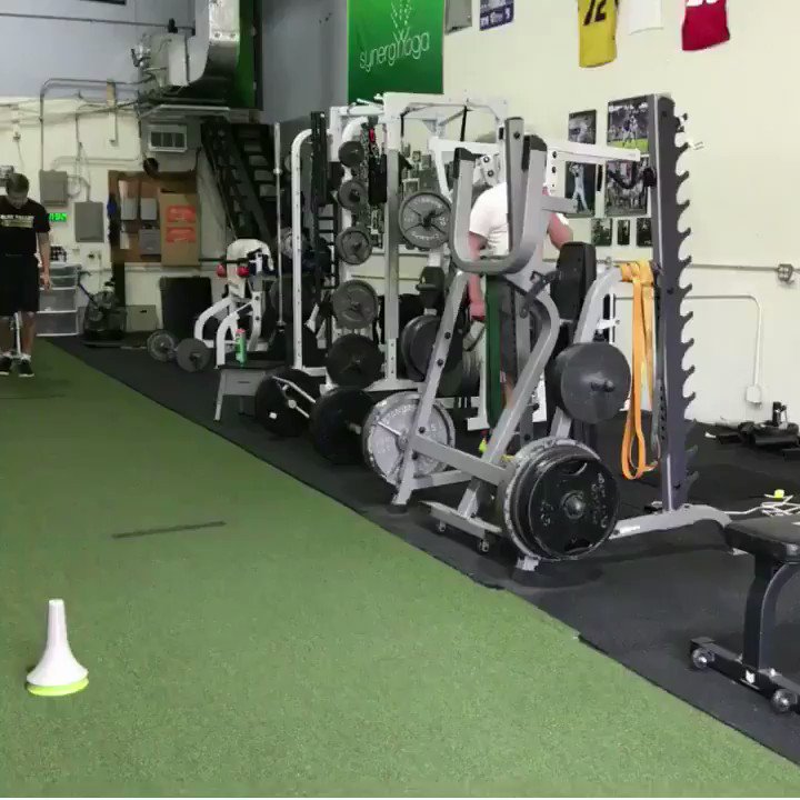 Talk about progress. BVHS DE/TE @RichmanMason might have the cleanest sprint technique I’ve seen out of a 6’5”/250 pound kid, ever.
Kinda reminds me of another DE I used to train, Christian Ballard, back when he anchored the LFSHS 4x1 squad at 6’4”/270