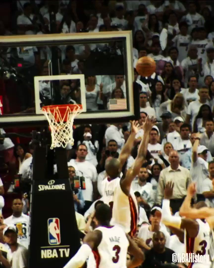 Ray Allen triples in the #NBAPlayoffs, as @StephenCurry30 passes him for No. 1 overall in NBA Playoffs 3PM! #NBAVault