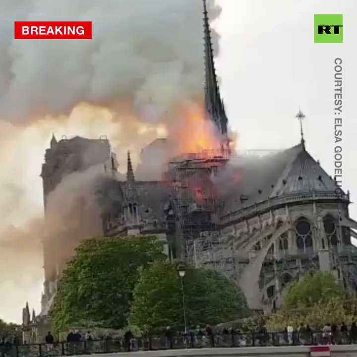 Smoke and fire is seen leaping from the top of Notre Dame, the iconic Paris cathedral.Videos shot by people show the blaze engulfing the spire between its bell towers
#NotreDame
MORE: http://on.rt.com/9sbk