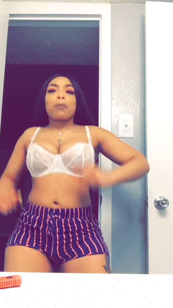 Guys think we don’t let them see our phones because we got nudes or hoes , but in reality it’s because of videos like this 💀
