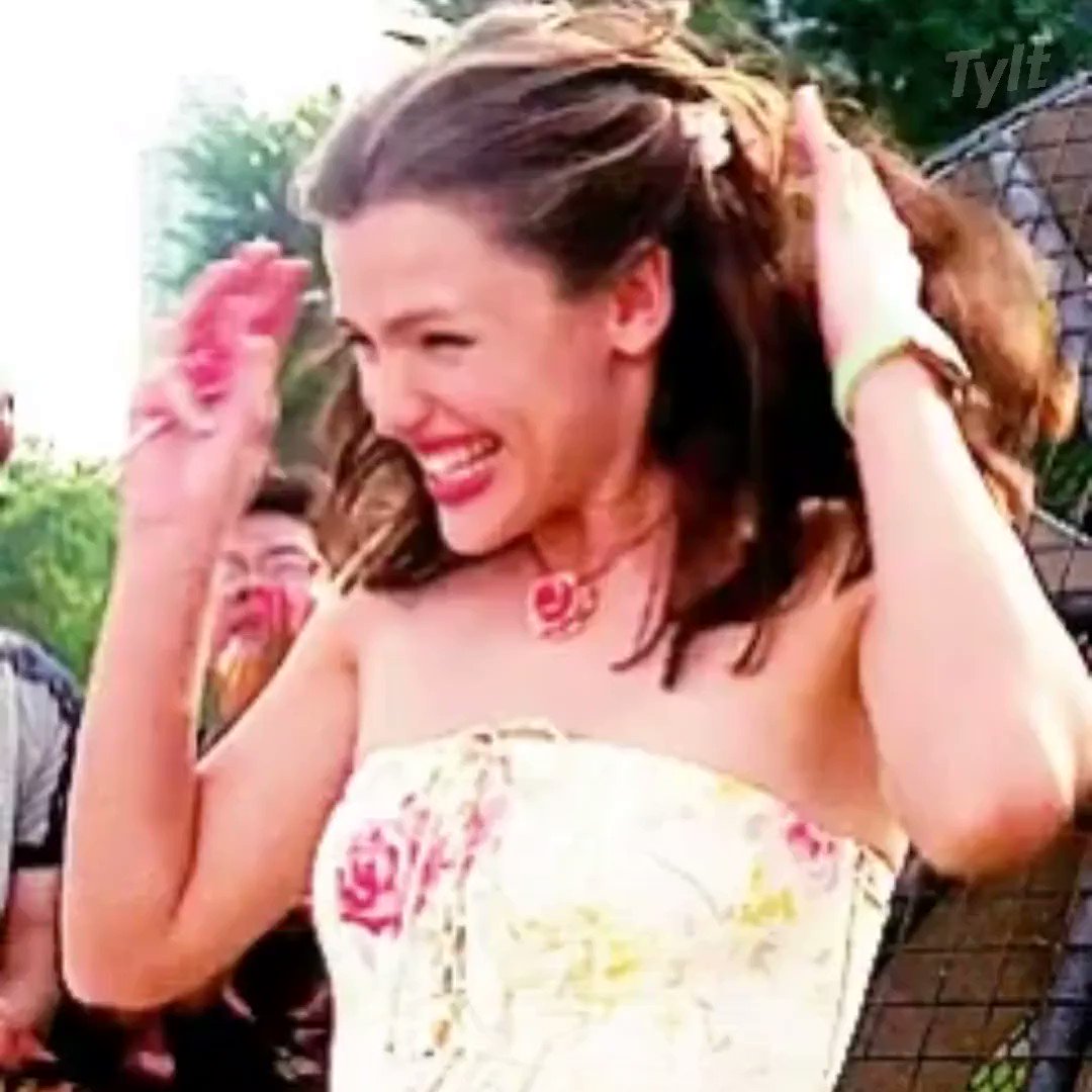 Happy Birthday, Jennifer Garner! Thank you for giving us such an iconic film! 