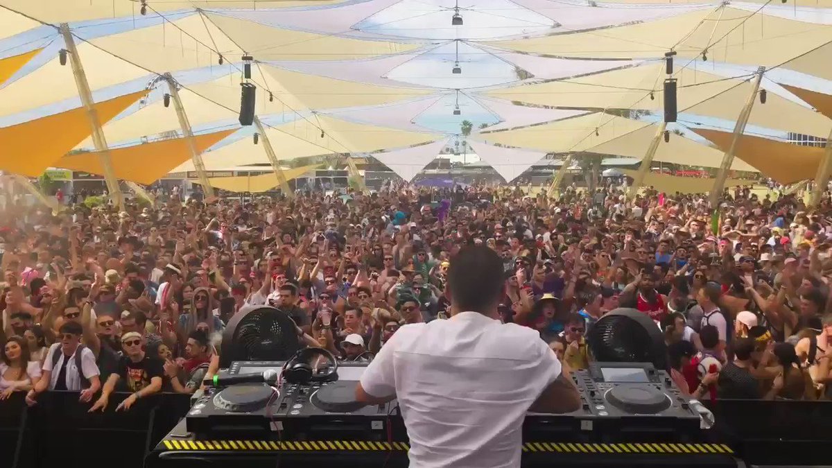 My new one ‘Lift Me Up’ is out now! Here is a naughty lil vid of my boy @Dombresky dropping it at @coachella 🎵
http://smarturl.it/t45ebt