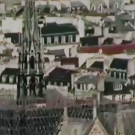 ::BREAKING::
Again, from nearby public webcam on 4/15/19 there is a dark figure walking on the rooftop before the fire - NO SAFETY VEST - and no other workers present. This person creates TWO flashes of light or sparks. Pay attention. Better video resolution.
#NotreDameFire