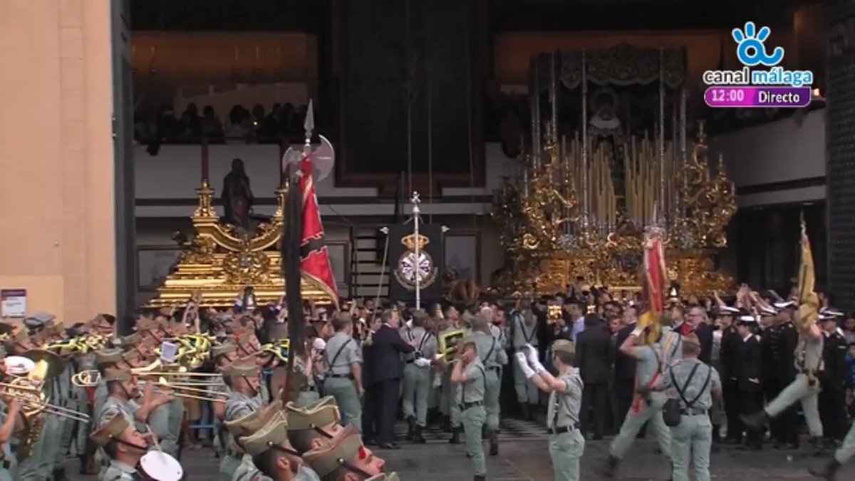 Suena 'El novio de la muerte' de la Legión (@legionespanola @Lalegion_es) en el salón de tronos de la @cofradiamena. #Legión #LaLegión #MálagaSanta #SemanaSanta #SemanaSanta2019 #SemanaSantaMLG #CofradíasMLG #JuevesSanto #Málaga