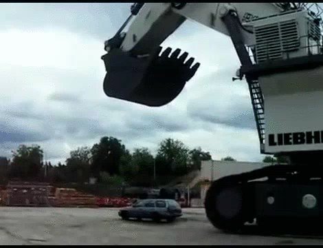 In case you were wondering why you can't just drop tanks full of water on burning buildings. Source: https://buff.ly/2Groi2u