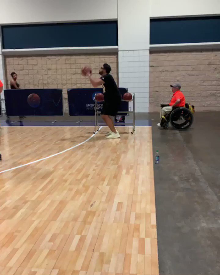 4/5/19 - here I made 11 out of 20 shots.
That means as a total, I shot 23 / 40 in two rounds, which is 58% from three point land.
Making the open shot is so important.
#wbbfinalfour #basketball #wfinalfour @womensfinalfour #finalfour #womensbasketball #ncaabasketball