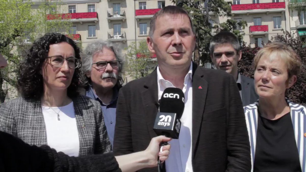 📽️@ArnaldoOtegi: "Estamos construyendo una alianza amplia que responde a las necesidades históricas de la gente y de nuestras naciones. Vamos a seguir trabajando, tejiendo complicidades y siendo muy eficaces" #28abril #SomosMás #Aurrera #Avanzando