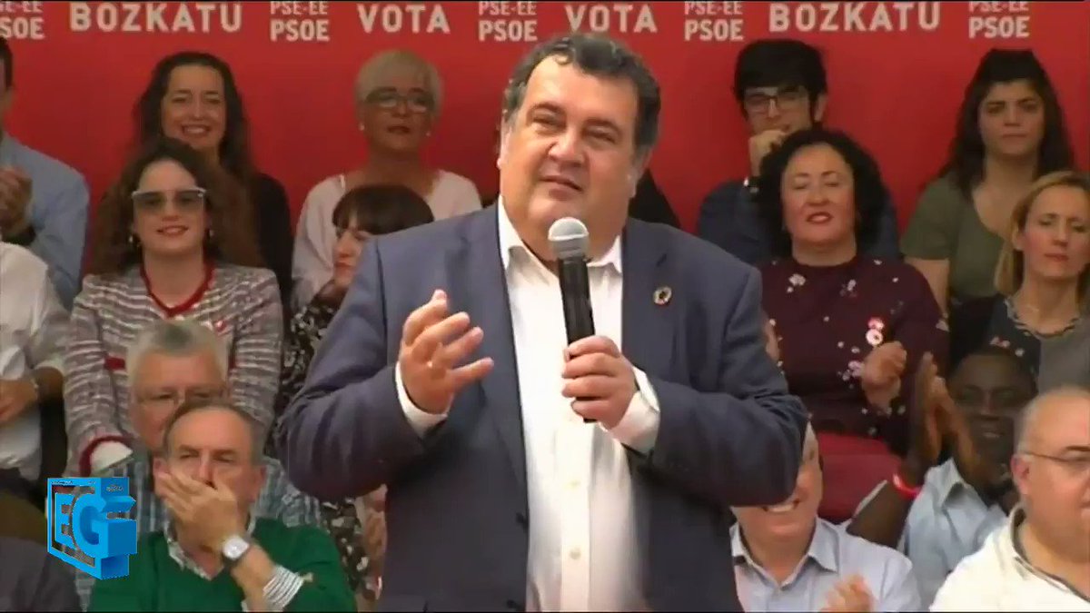 El candidato socialista a la Alcaldía de San Sebastián, Ernesto @gasco63, pide el voto para Pedro @sanchezcastejon. El Presidente ha estado hoy en Donostia #HazQuePase #egizuposible #donostiarracomotú #donostiarrazubezala