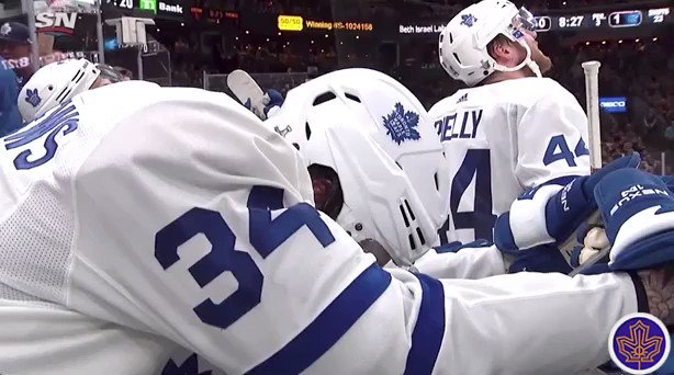 Matthews' reaction to the coaches challenge verdict was priceless. #LeafsForever