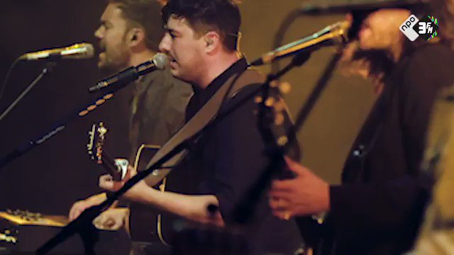 Op 9 mei speelt @MumfordAndSons een héél intieme show voor 1 iemand en zijn/haar 50 vrienden. Die persoon kun jij zijn! Hoe je dat fixt check je op http://3FM.nl/Exclusive . #3FM #3FMMegaExclusive #MumfordAndSons