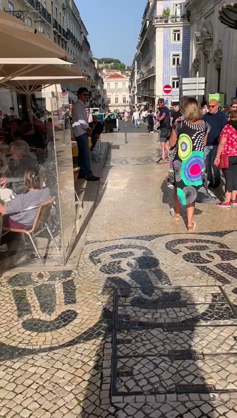 Gilmar Mendes sendo bem recepcionado na Europa, aprendam brasileiros. 🤣👍🏼